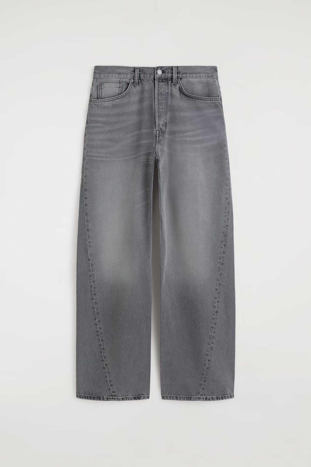 STRAIGHT-LEG JEANS
